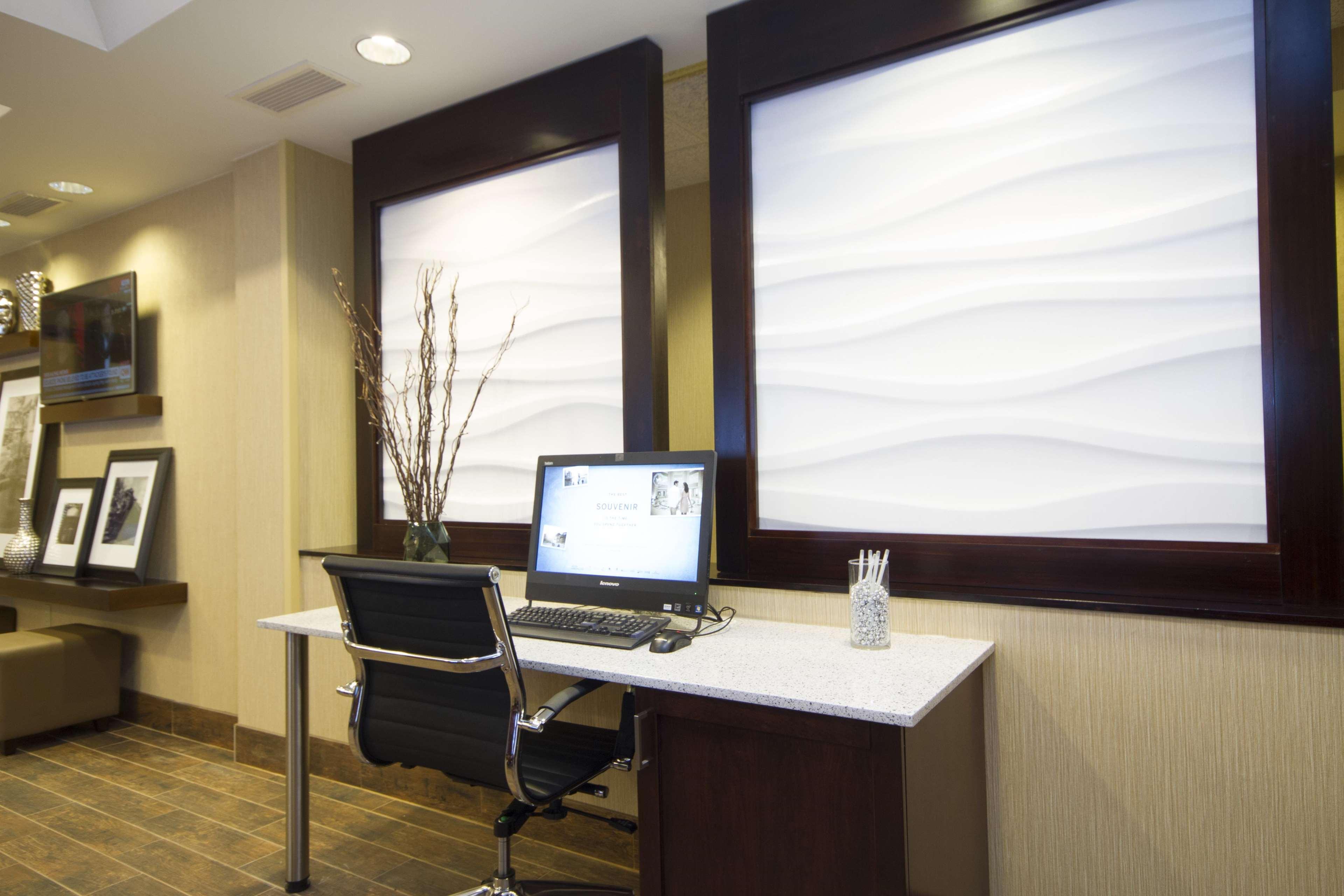 Hampton Inn מרשל מראה חיצוני תמונה