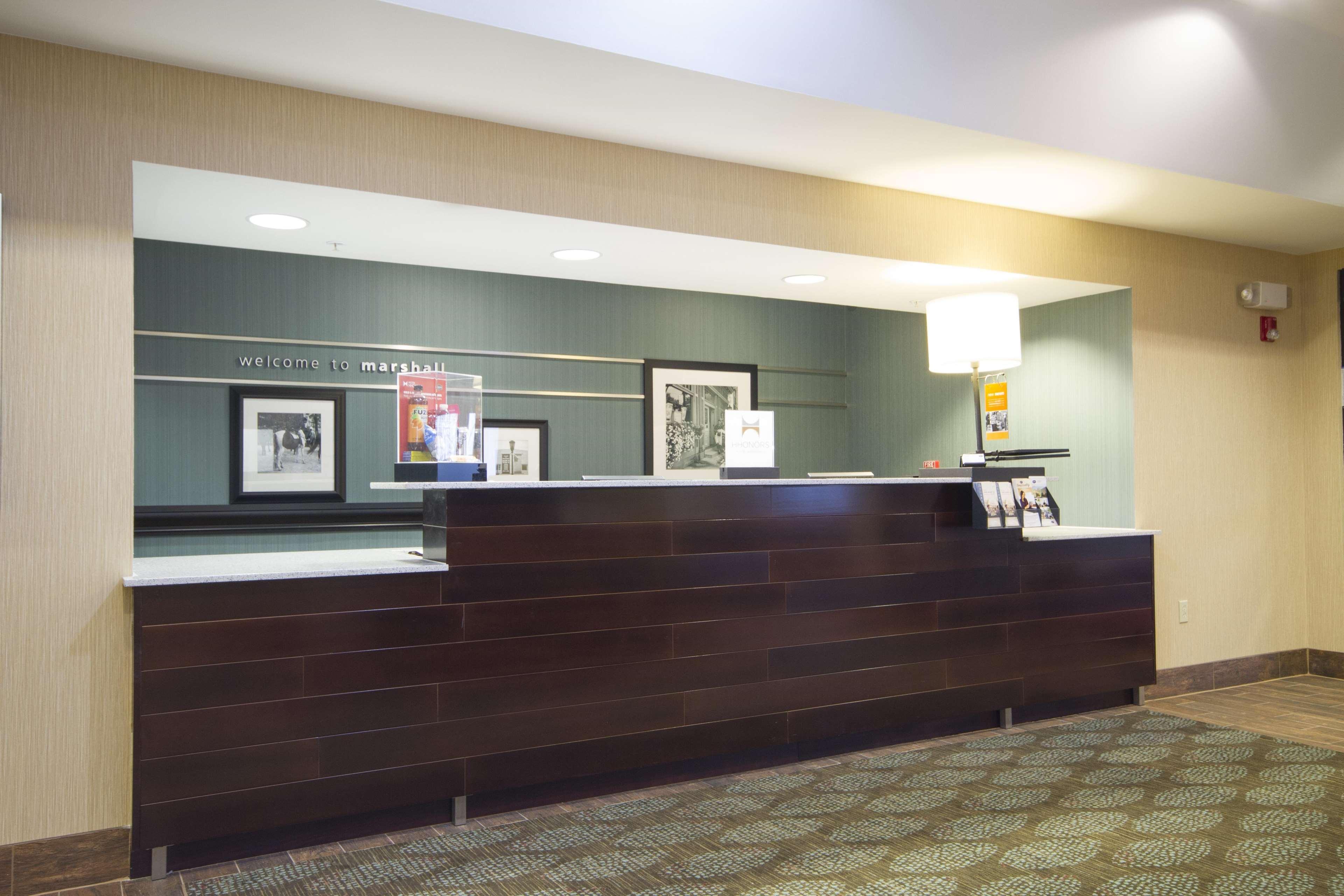 Hampton Inn מרשל מראה חיצוני תמונה